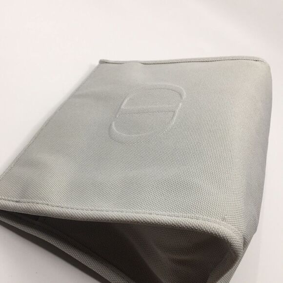 Christian Dior Beauty | Dior | Trousse Cosmetic Pouch Light Gray - Picture 8 of 16